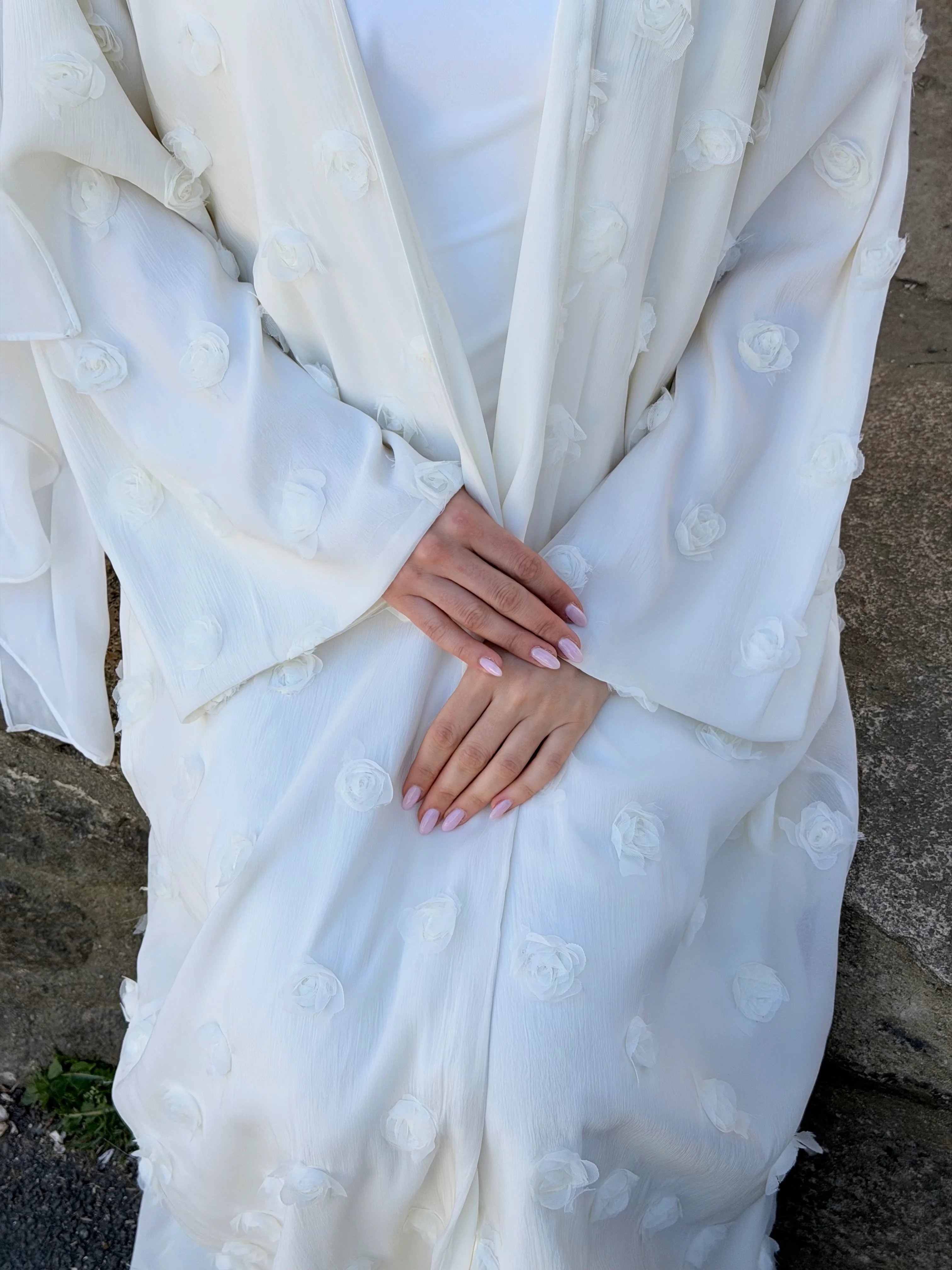 Ivory Rosette Abaya - Image 5