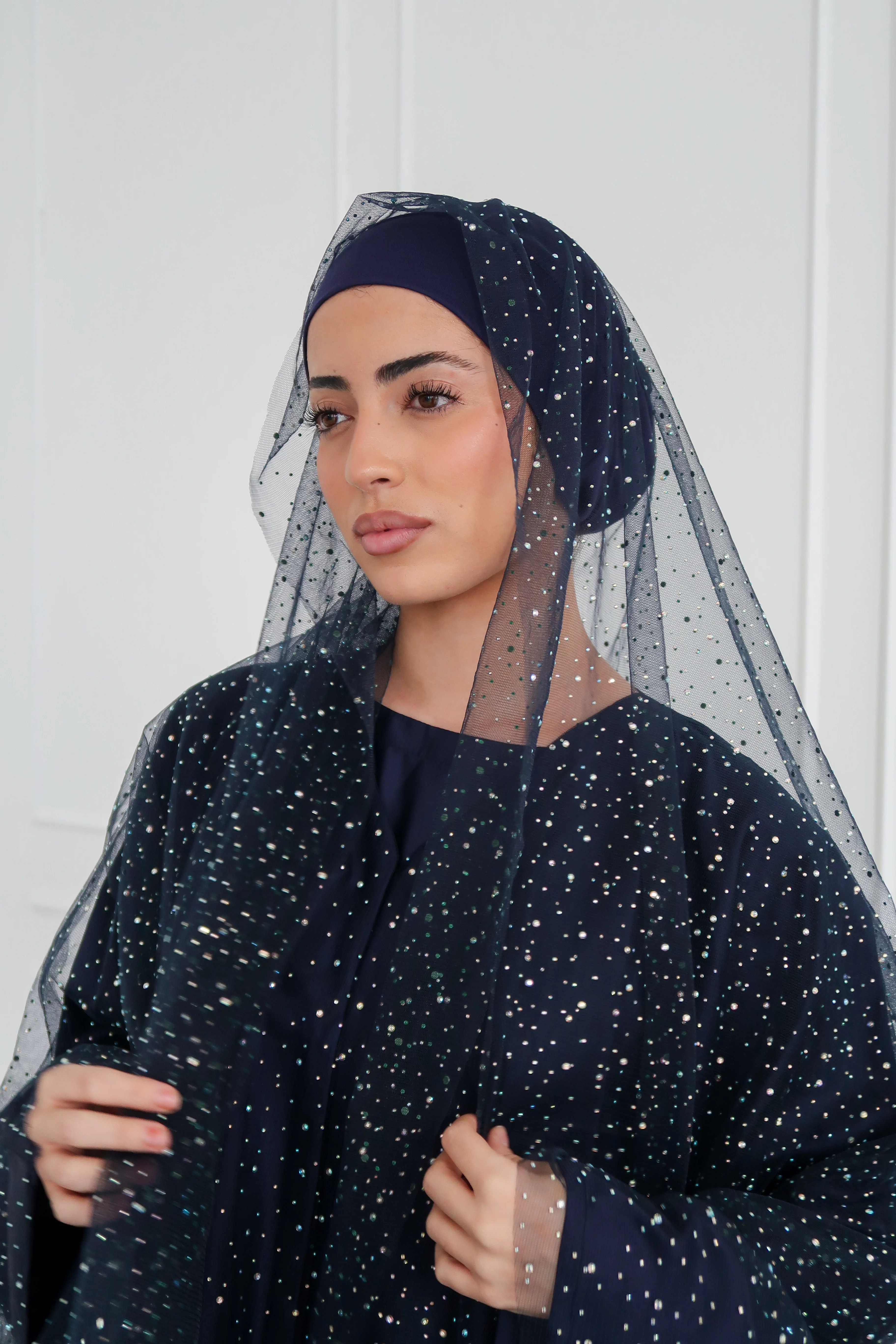 Celestial Star Abaya Set in Navy - Image 5