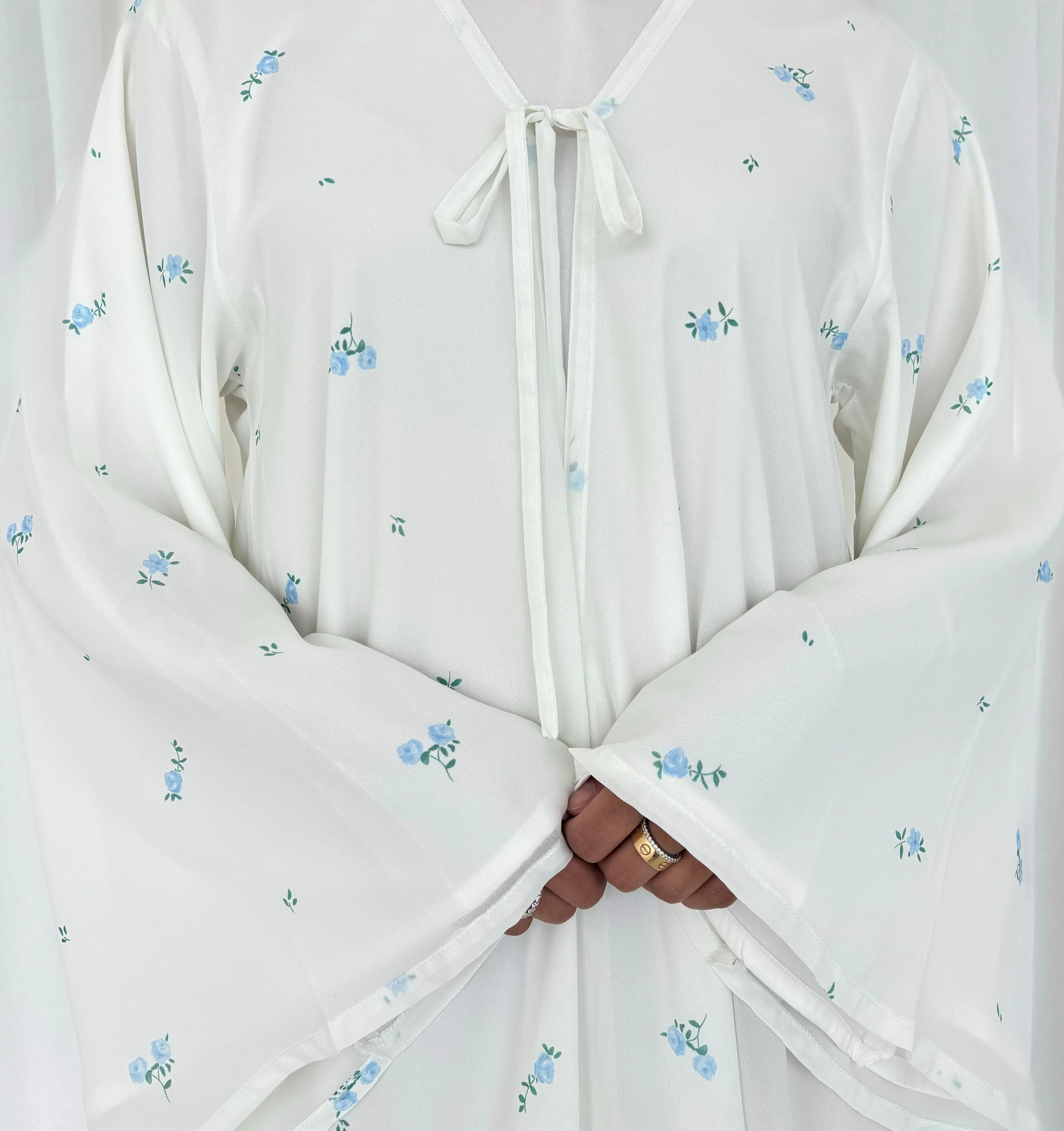 Floral Printed Abaya Set in Blue - Image 4