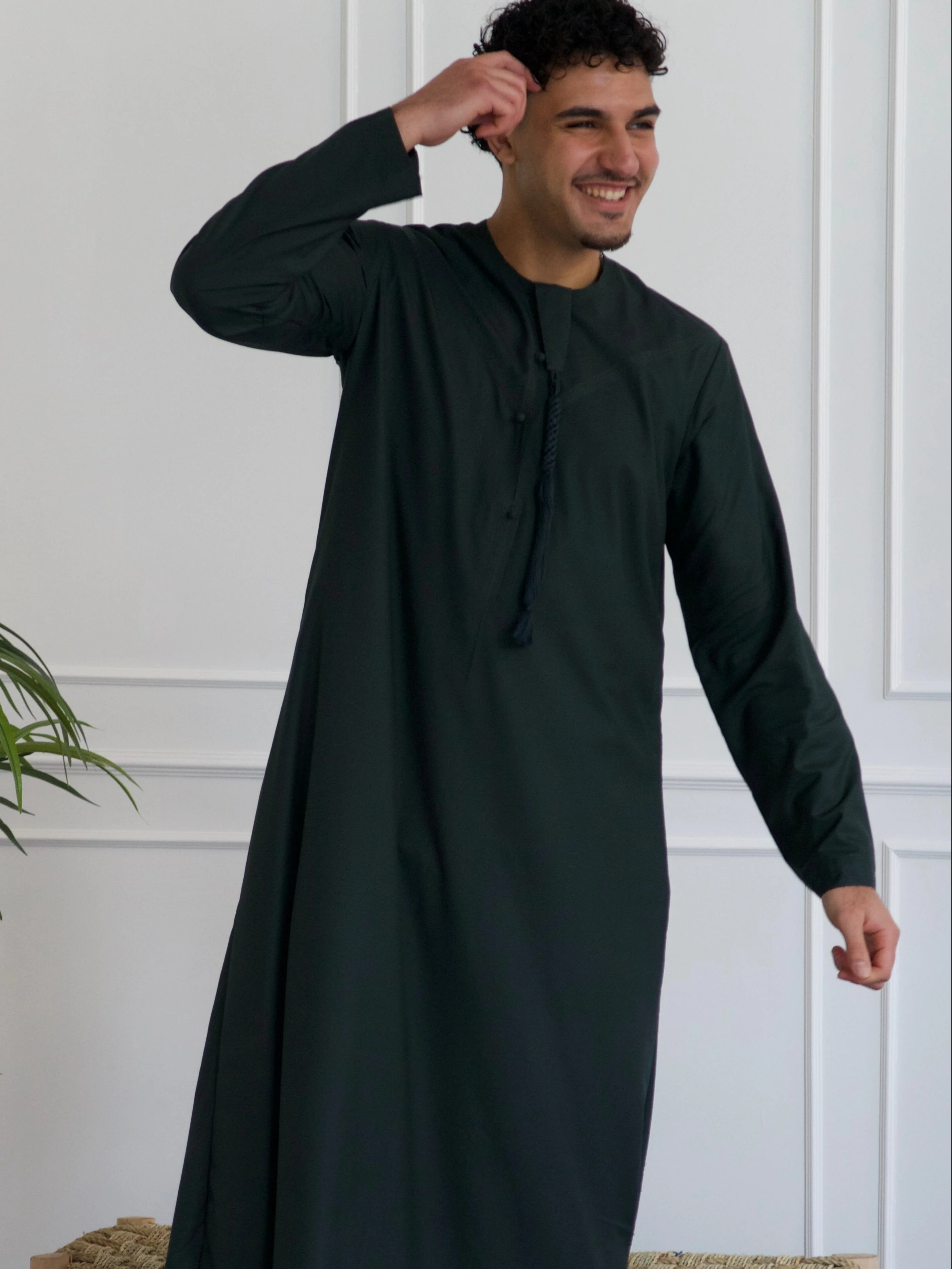 Green Emirati Thobe - Image 3