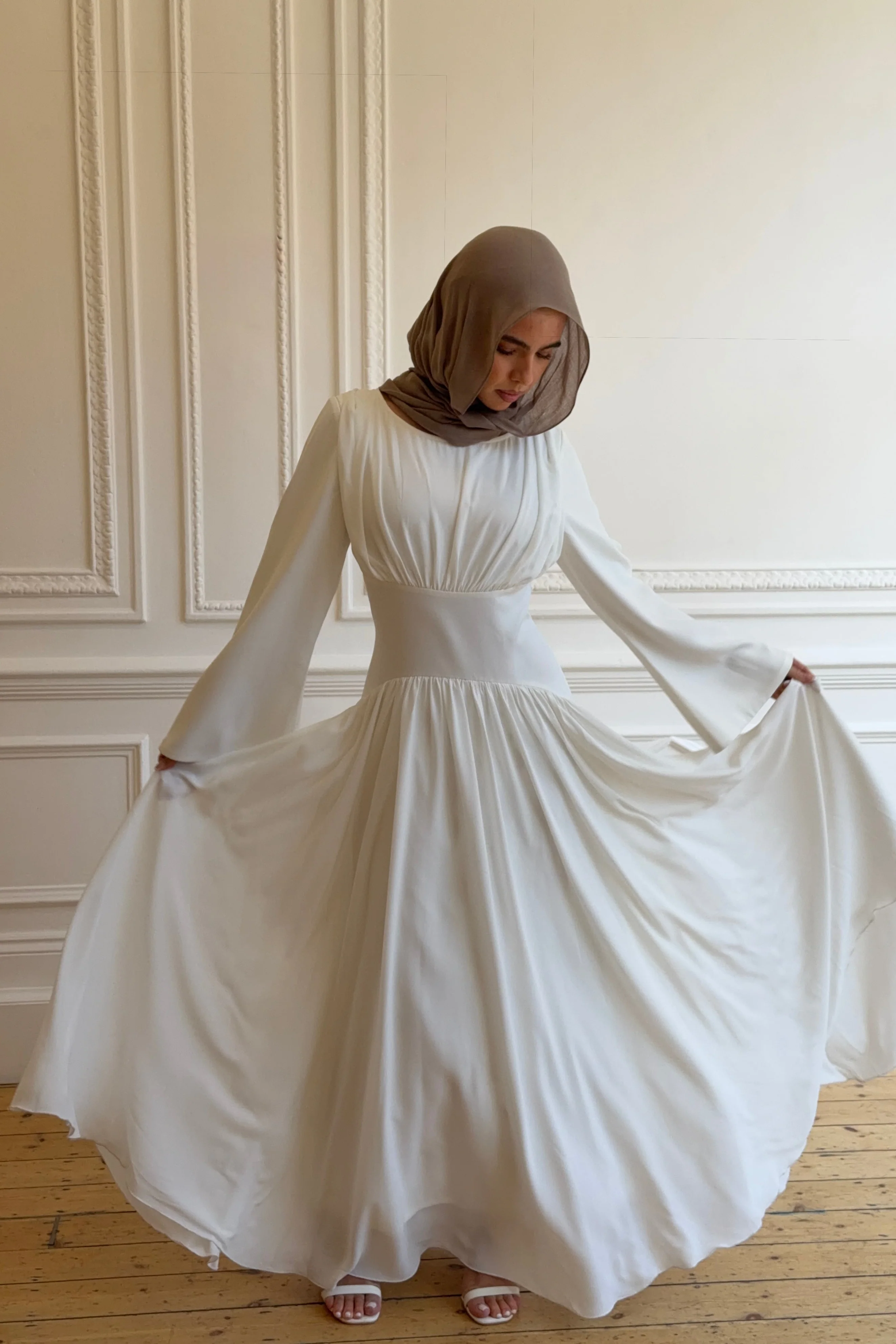 Luna - Ivory Pleated Chiffon Corset Maxi Dress - Image 5
