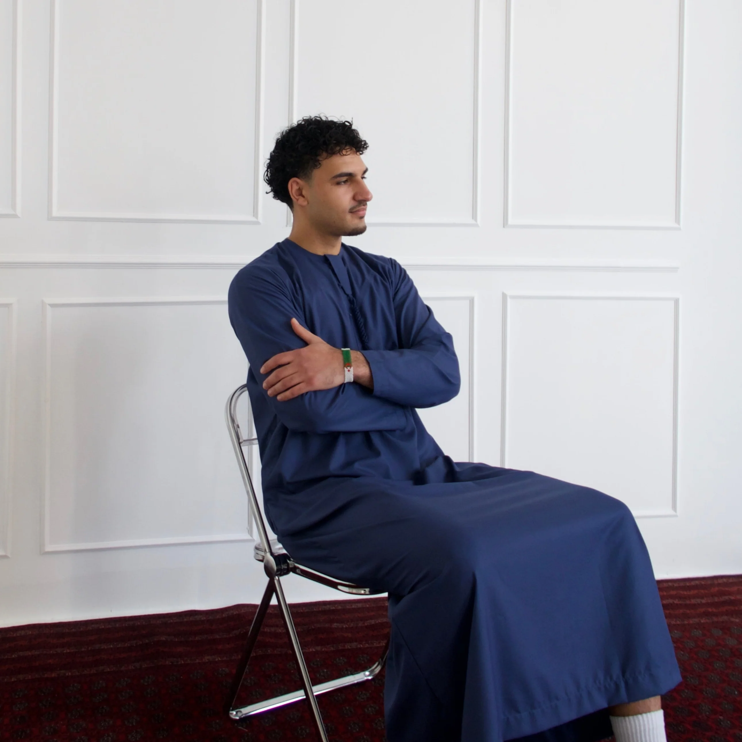 Navy Blue Emirati Thobe - Image 4