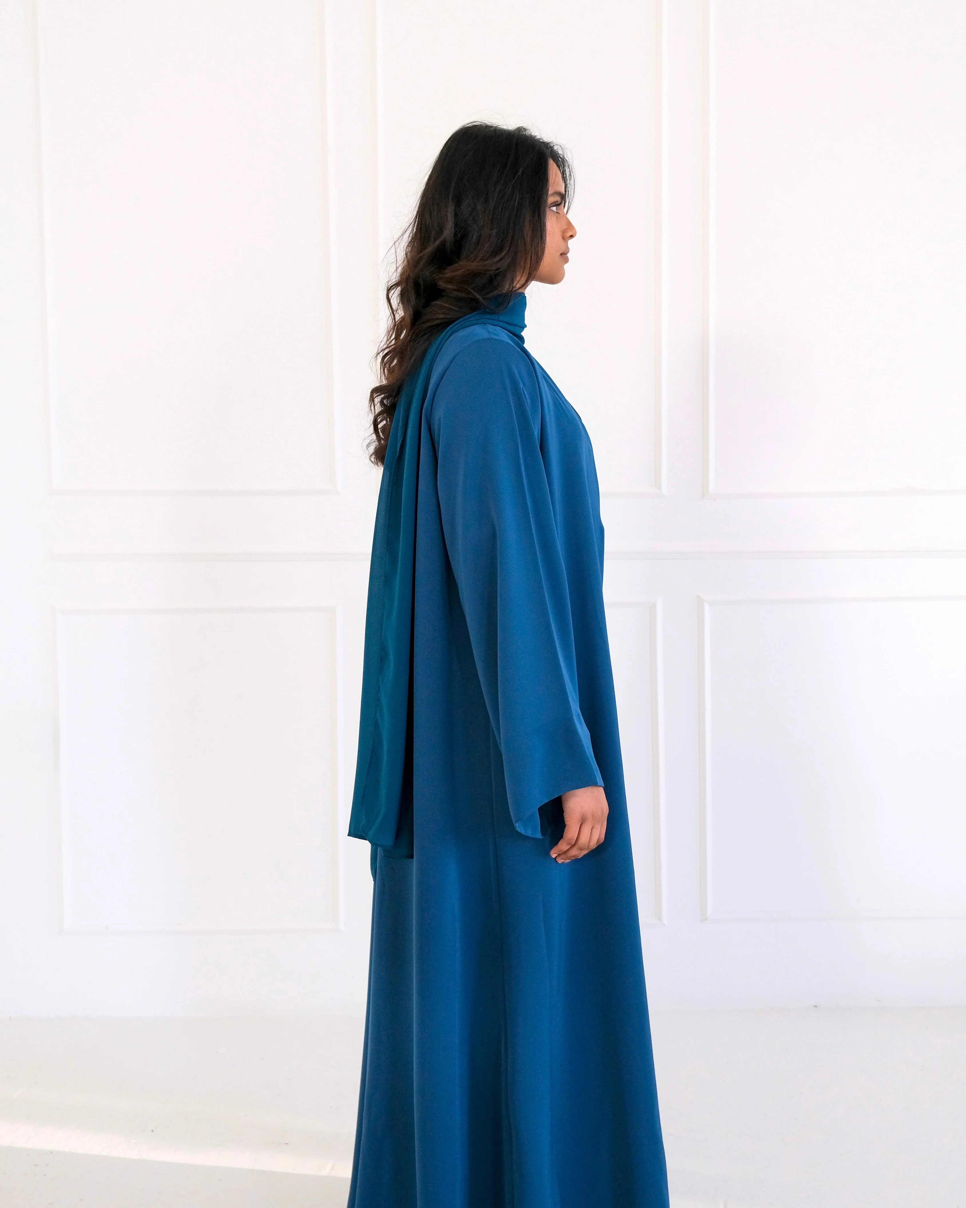 Teal Blue Abaya - Image 4