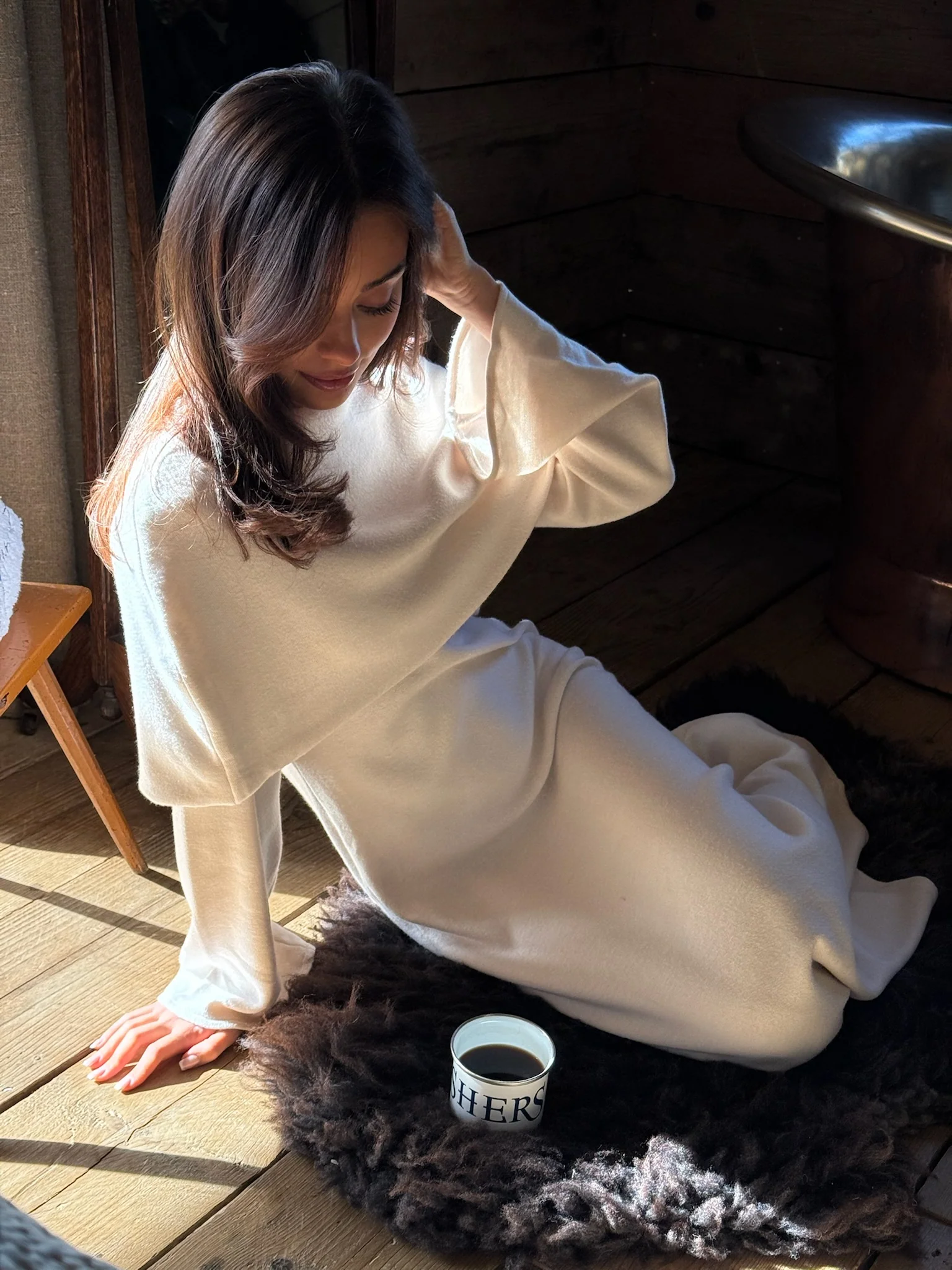 Two-Piece Cape Dress Off-White - Image 5